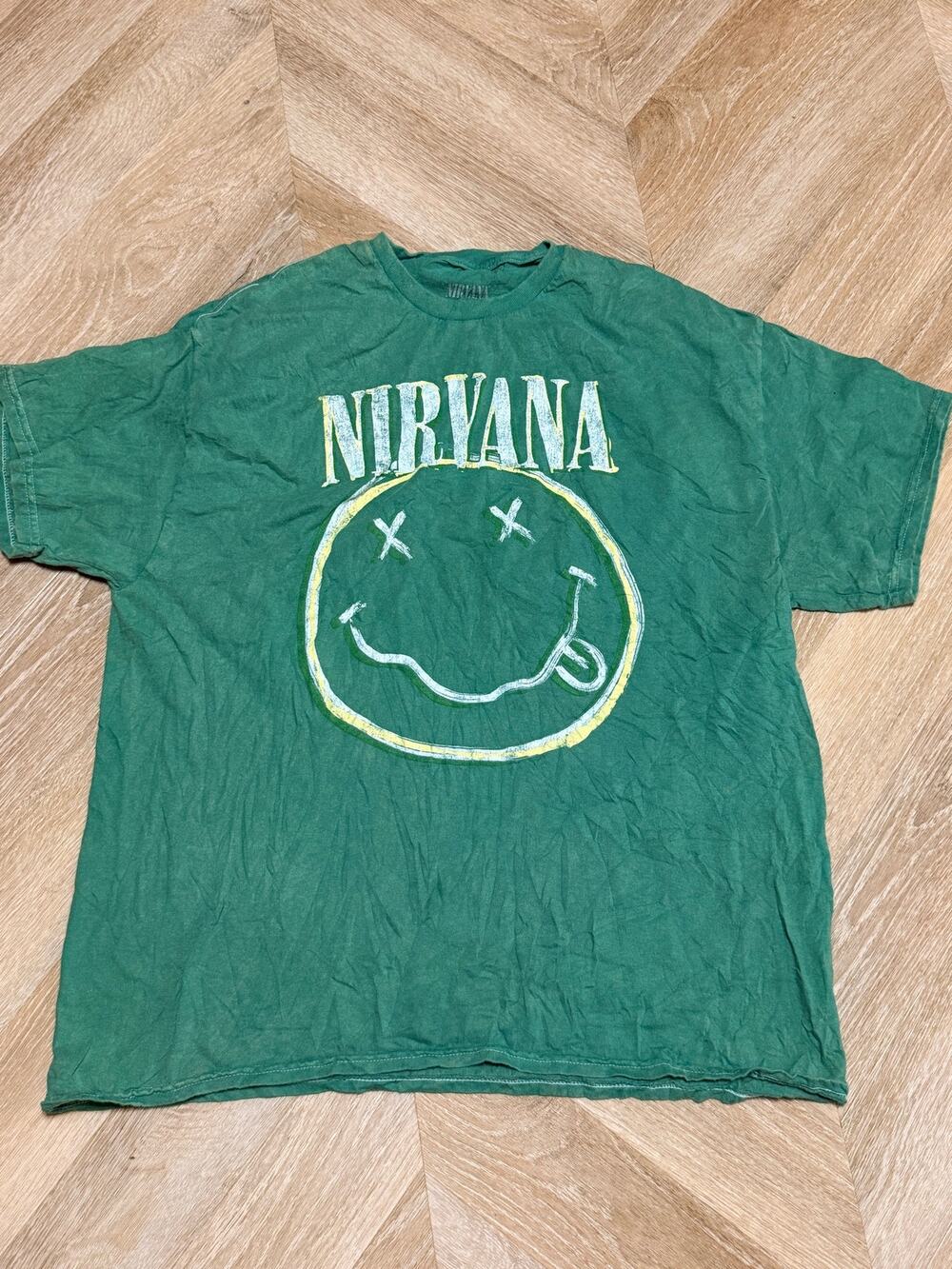 Nirvana Green Smiley Face Grunge Graphic Band Tee XL